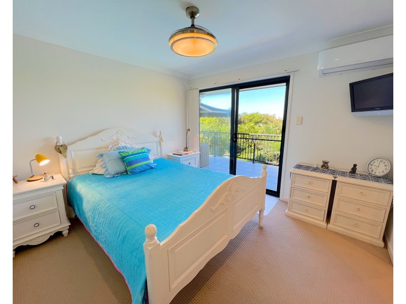 5 Cocoanut Point Drive, Zilzie QLD 4710