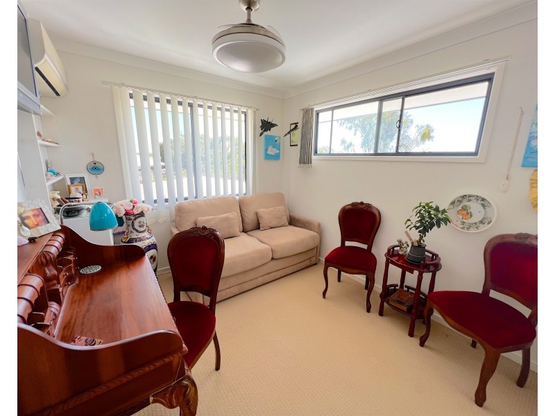 5 Cocoanut Point Drive, Zilzie QLD 4710