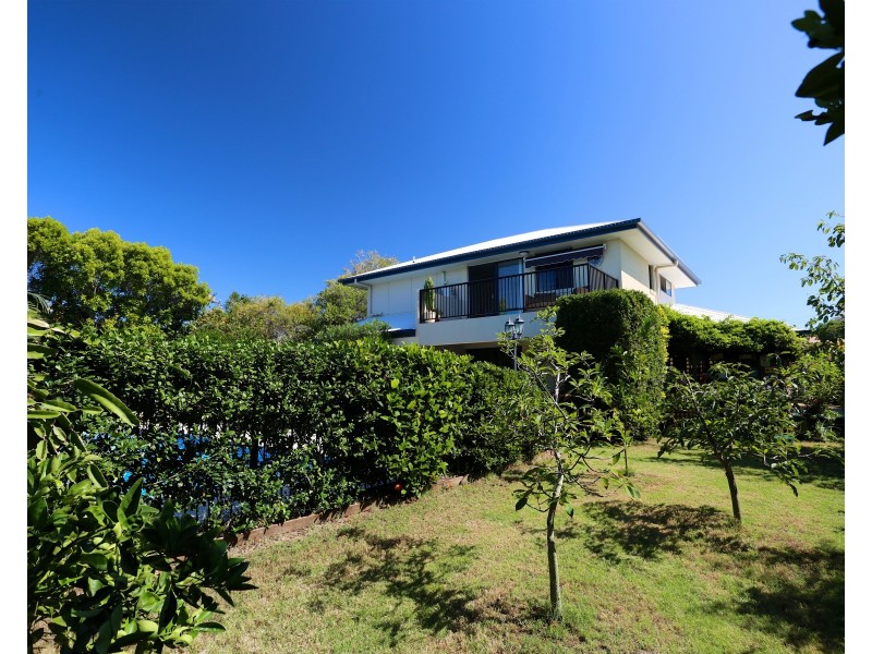 5 Cocoanut Point Drive, Zilzie QLD 4710