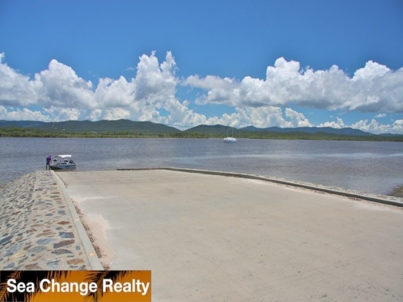 13 The Peak, Zilzie QLD 4710