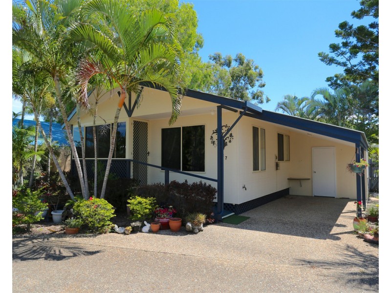 127/760 Scenic Highway, Kinka Beach QLD 4703