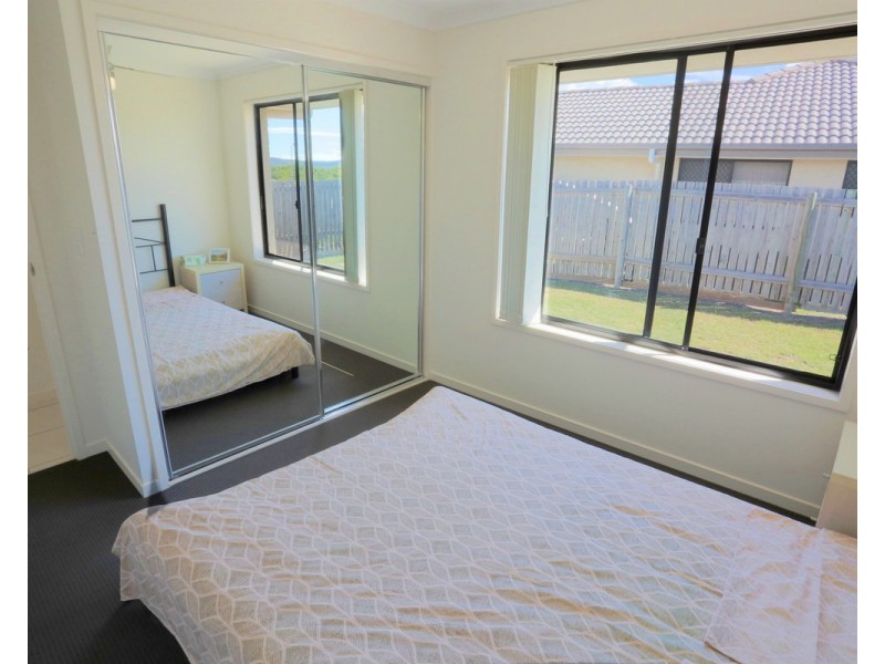 25 Falcon Crest, Zilzie QLD 4710