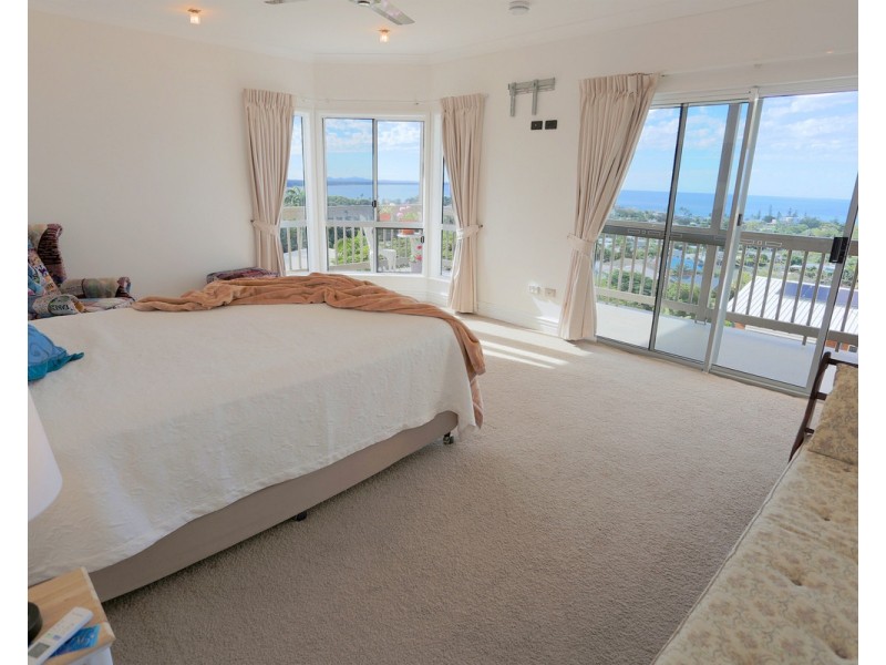 61 Poinciana Avenue, Taranganba QLD 4703