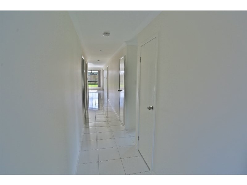 13 Beachside Circuit, Mulambin QLD 4703