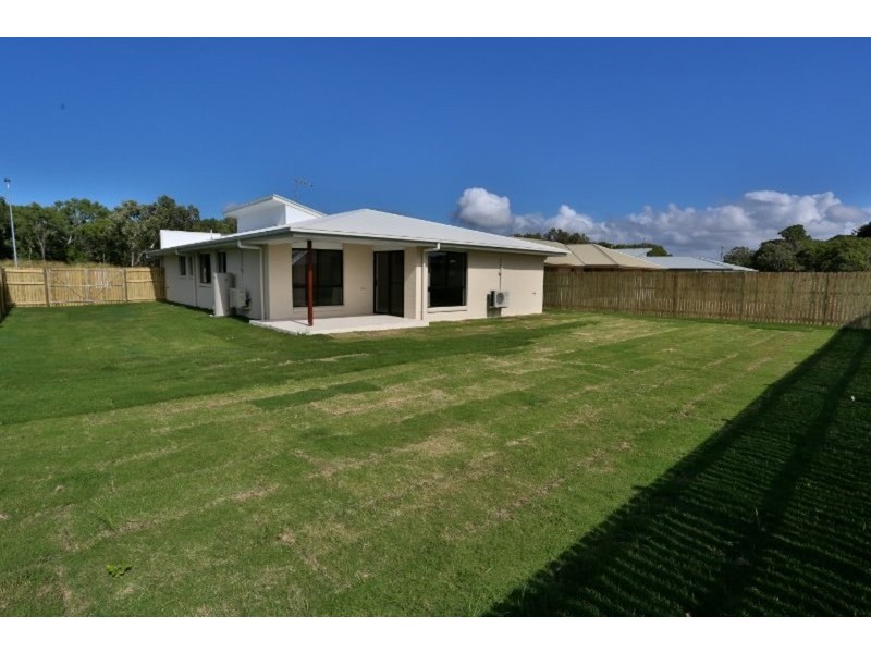 13 Beachside Circuit, Mulambin QLD 4703