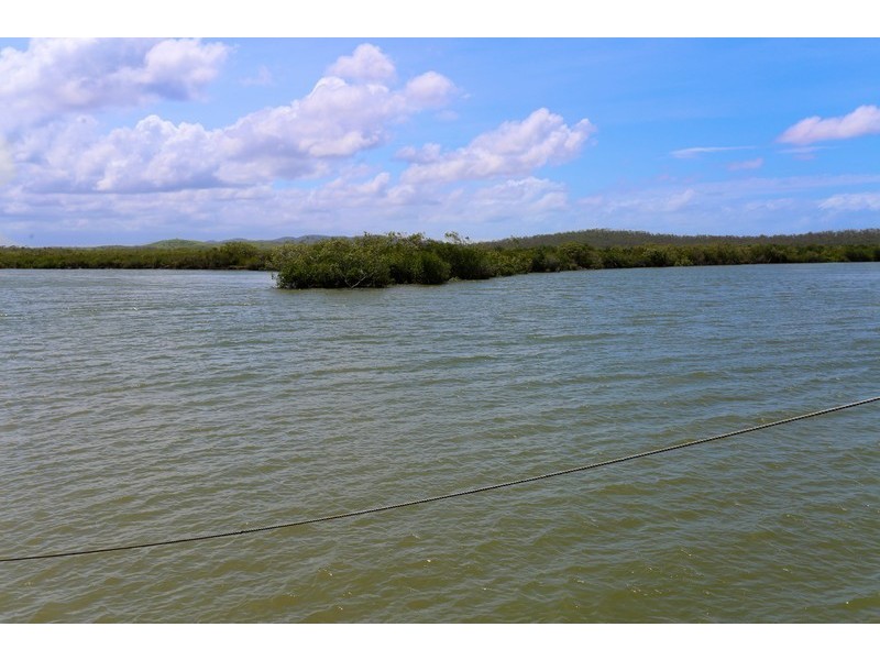 90 Hoys Road, Coowonga QLD 4702