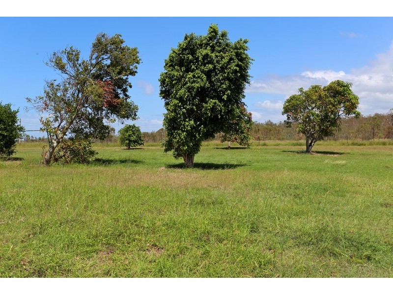 90 Hoys Road, Coowonga QLD 4702