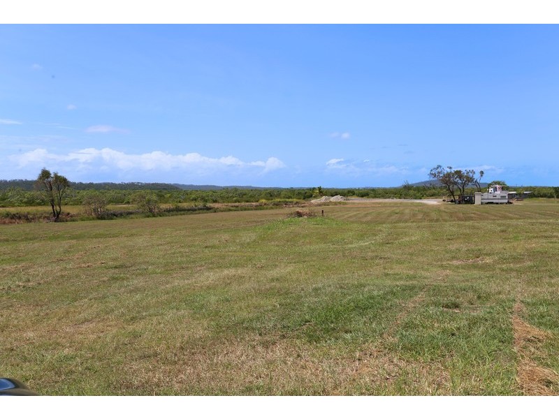 90 Hoys Road, Coowonga QLD 4702