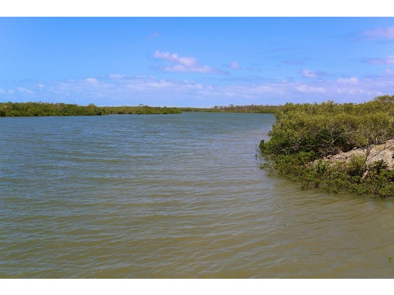 90 Hoys Road, Coowonga QLD 4702