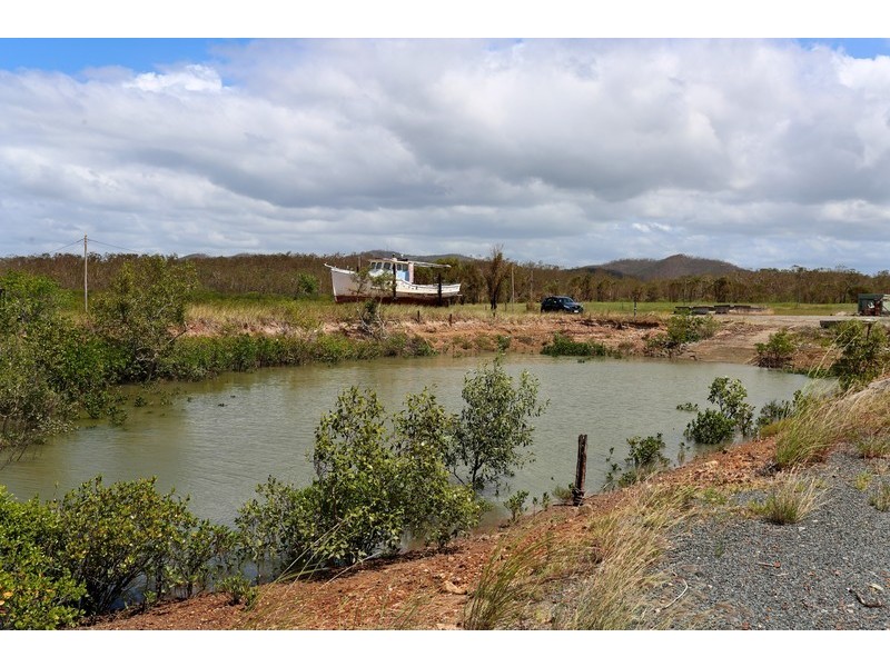 90 Hoys Road, Coowonga QLD 4702