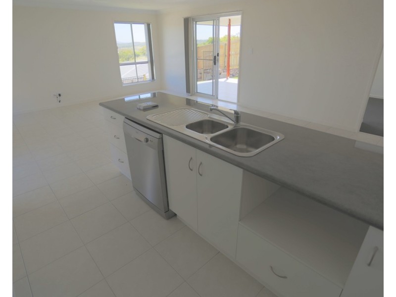 7 Ocean View Drive, Zilzie QLD 4710