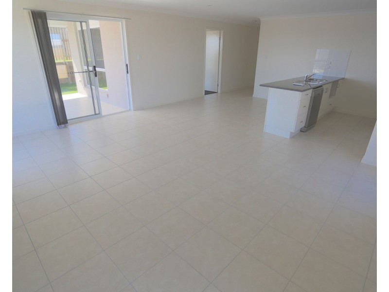 7 Ocean View Drive, Zilzie QLD 4710