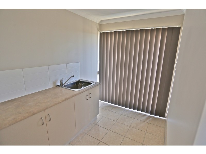 75 Amalfi Drive, Zilzie QLD 4710