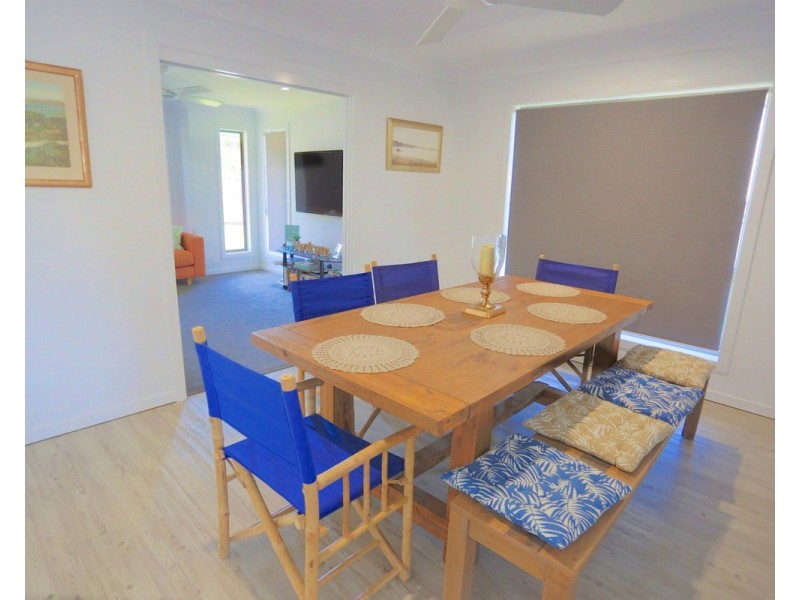 20 Albemarle Street, Emu Park QLD 4710