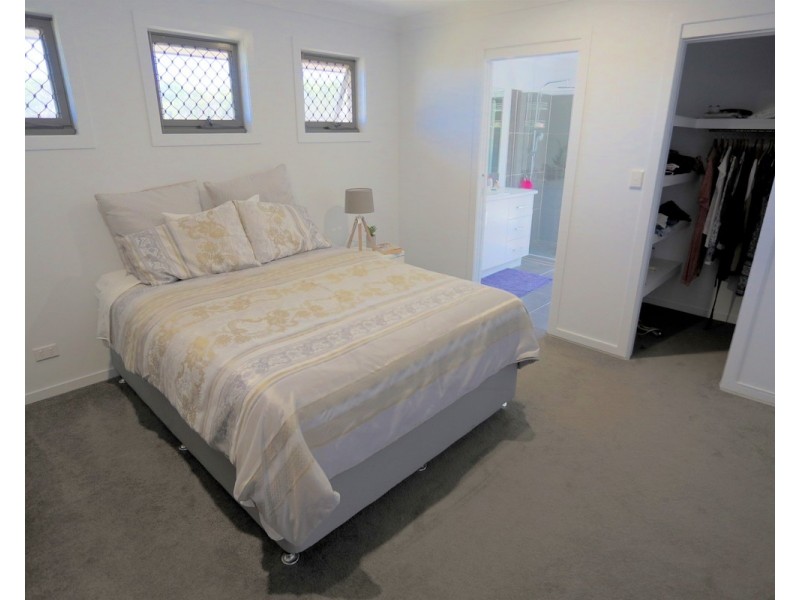20 Albemarle Street, Emu Park QLD 4710