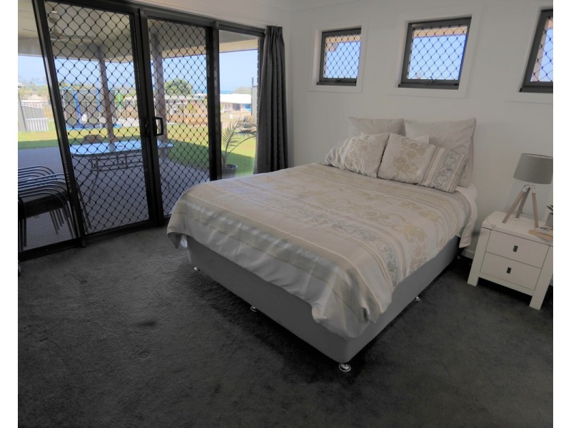 20 Albemarle Street, Emu Park QLD 4710