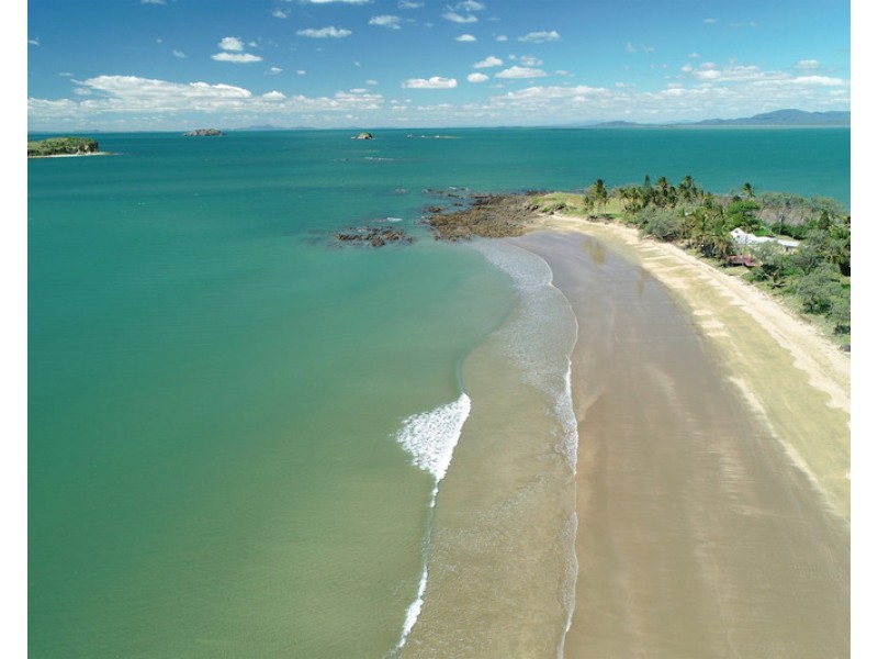 11 Haliotis Avenue, Zilzie QLD 4710