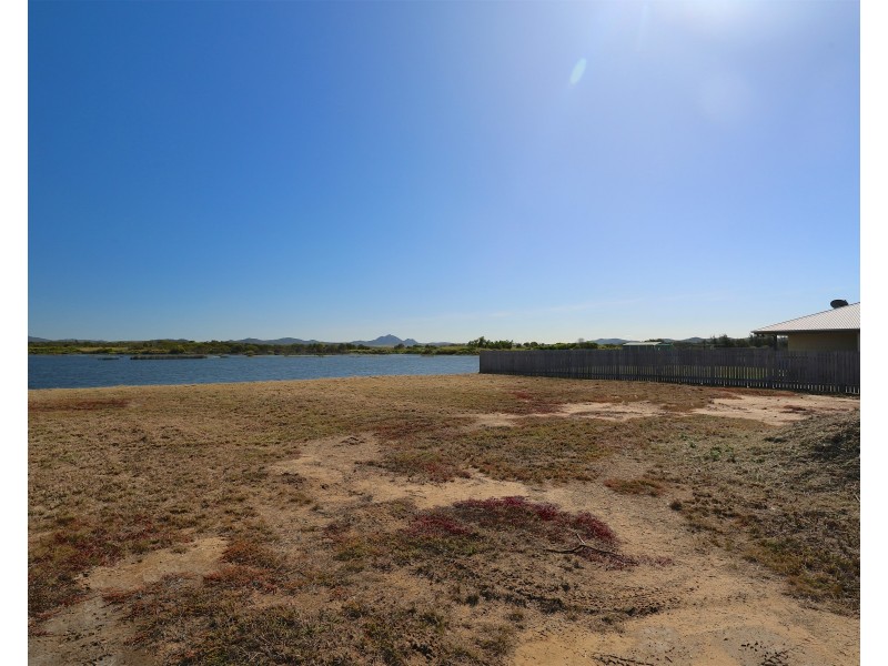 96 Amalfi Drive, Zilzie QLD 4710