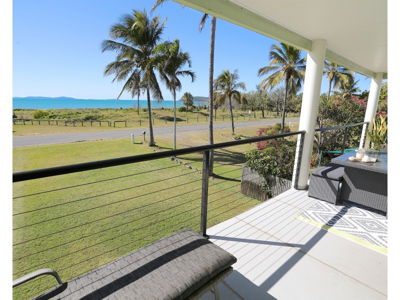 912 Scenic Highway, Kinka Beach QLD 4703