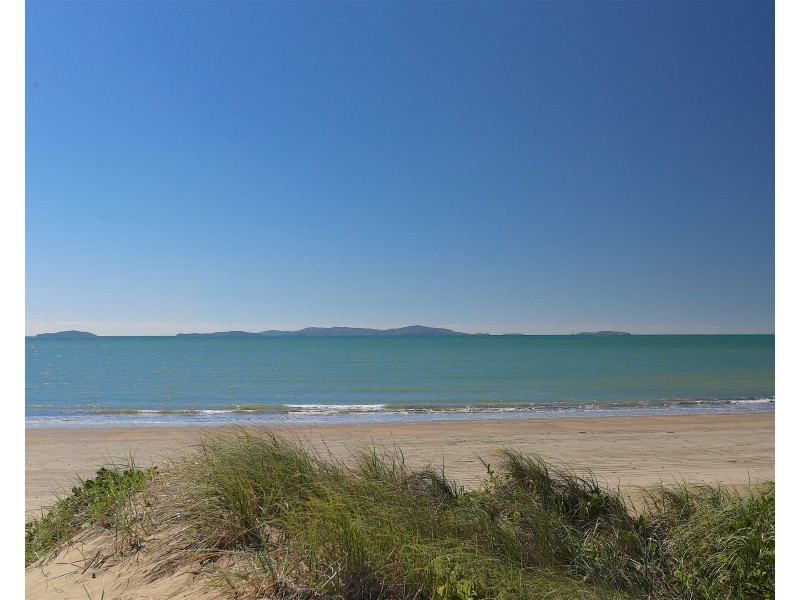 912 Scenic Highway, Kinka Beach QLD 4703
