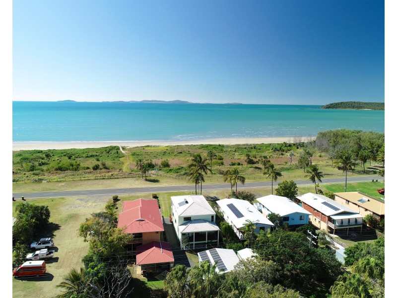 912 Scenic Highway, Kinka Beach QLD 4703