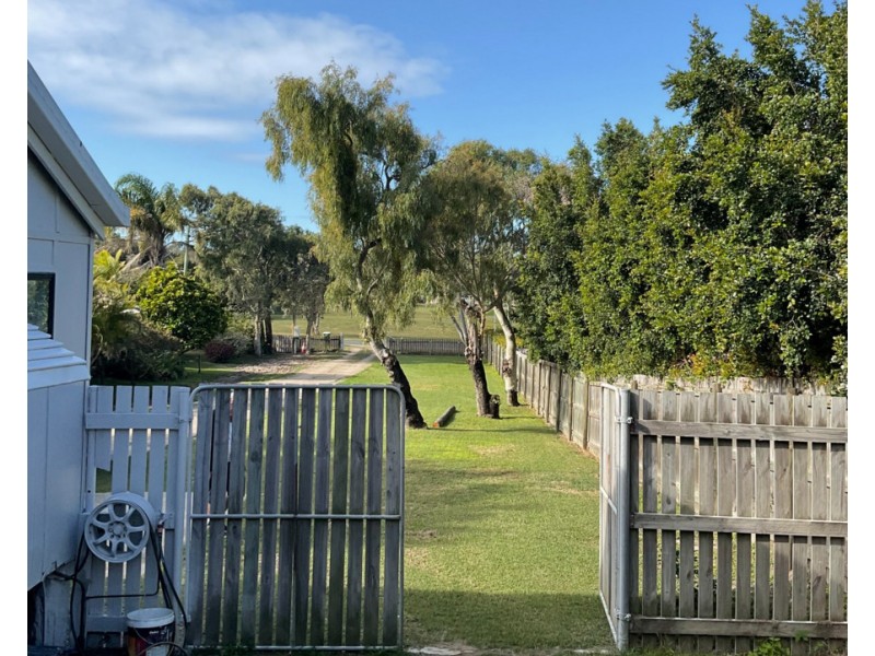 94 Pattison Street, Emu Park QLD 4710