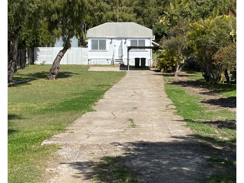 94 Pattison Street, Emu Park QLD 4710