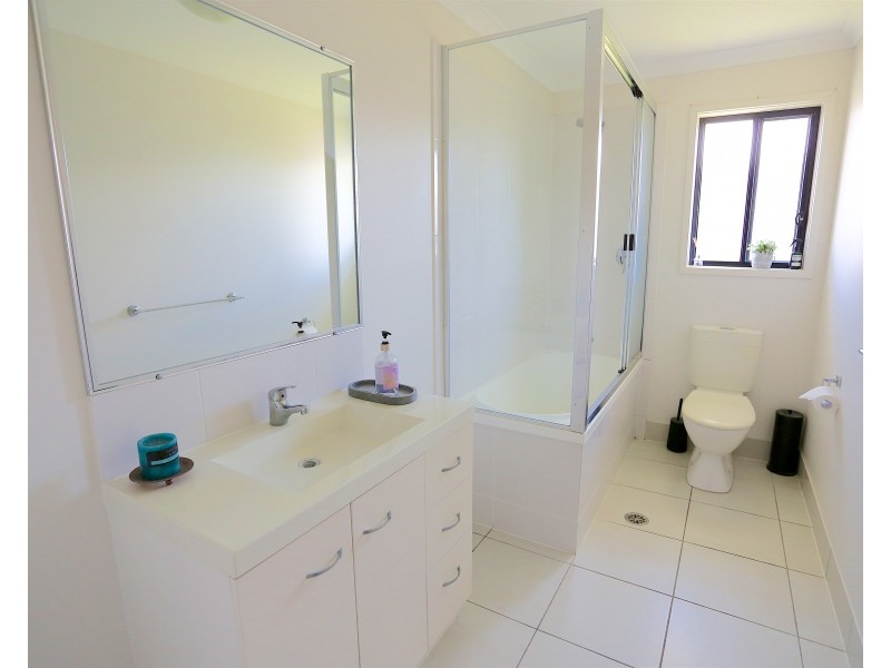 4 The Ridge Way, Zilzie QLD 4710