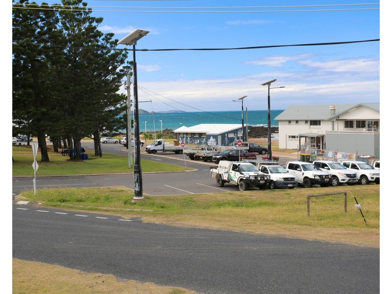 4 Keppel Street, Emu Park QLD 4710
