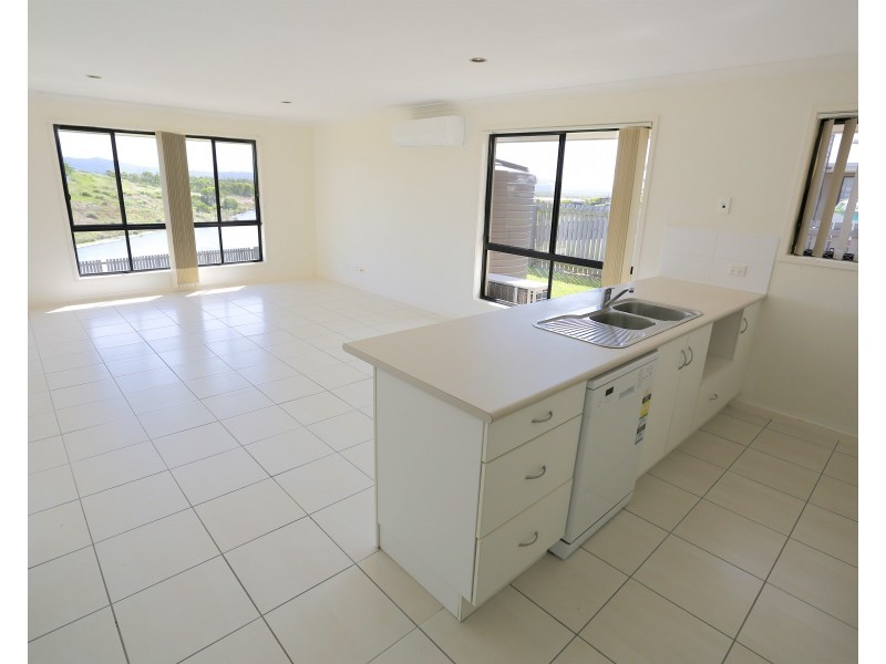 32 The Ridge Way, Zilzie QLD 4710