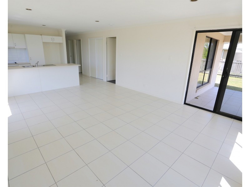 32 The Ridge Way, Zilzie QLD 4710