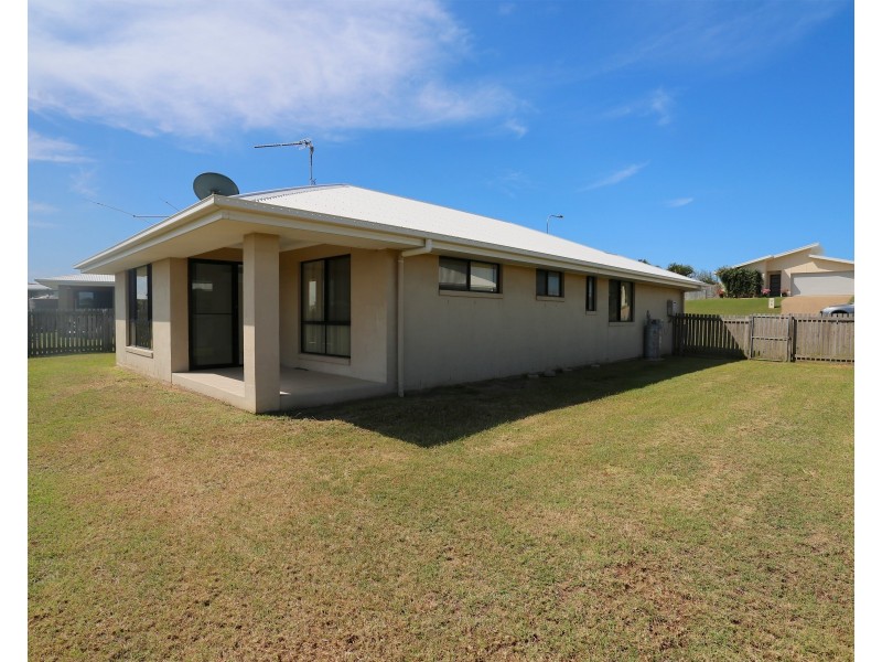 32 The Ridge Way, Zilzie QLD 4710