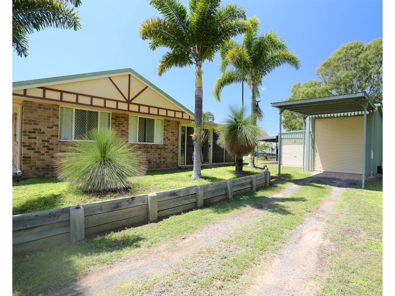 6 Hitchcock Lane, Keppel Sands QLD 4702