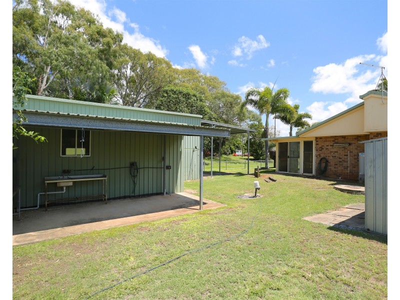 6 Hitchcock Lane, Keppel Sands QLD 4702