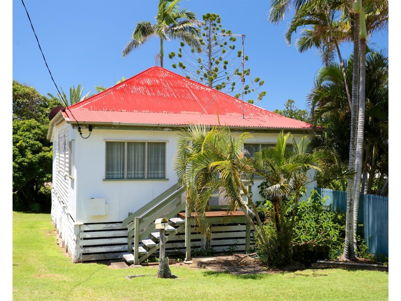 5 Archer Street, Emu Park QLD 4710