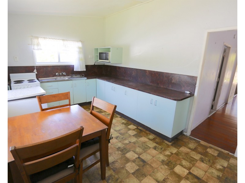 5 Archer Street, Emu Park QLD 4710