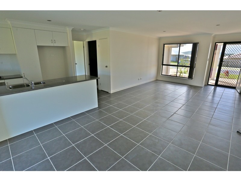 44 Eagle Heights, Zilzie QLD 4710