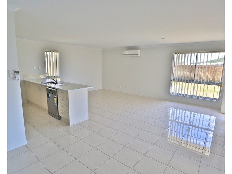 19 Beachside Circuit, Mulambin QLD 4703