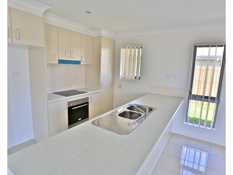 19 Beachside Circuit, Mulambin QLD 4703