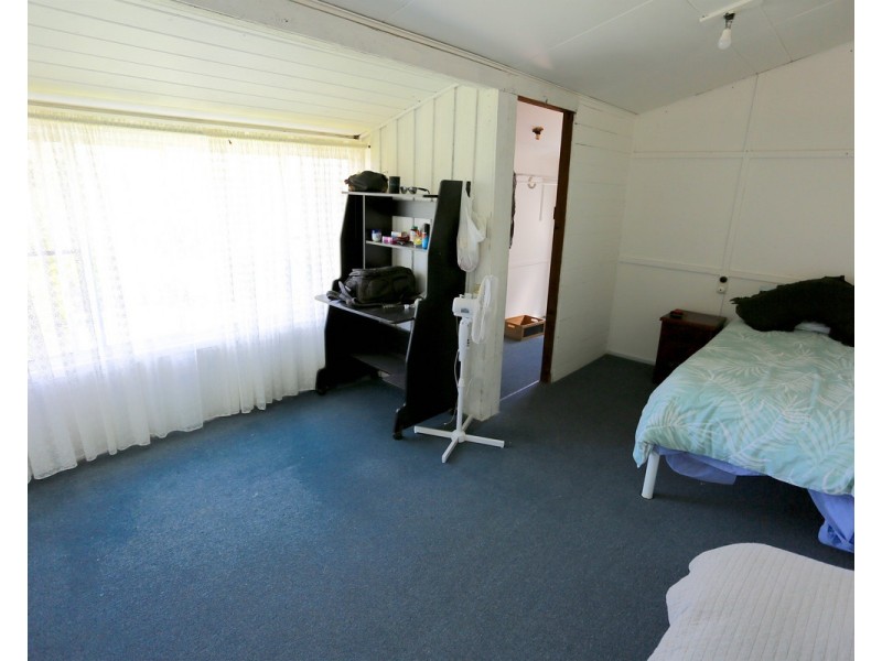16 Bright Street, Emu Park QLD 4710