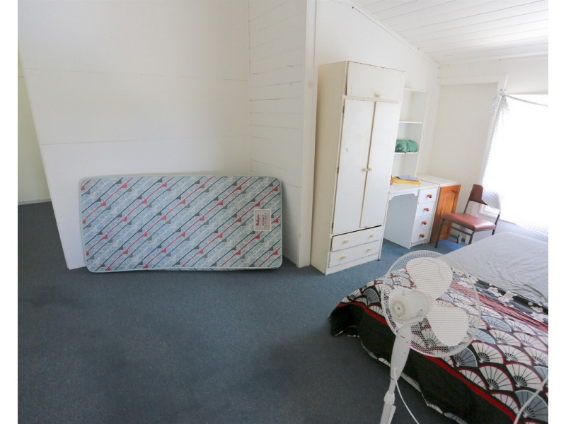 16 Bright Street, Emu Park QLD 4710