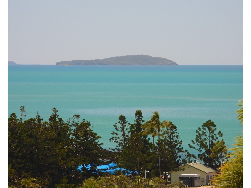 16 Bright Street, Emu Park QLD 4710