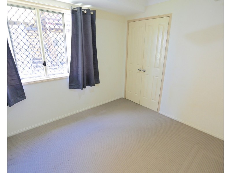 6 Hitchcock Lane, Keppel Sands QLD 4702