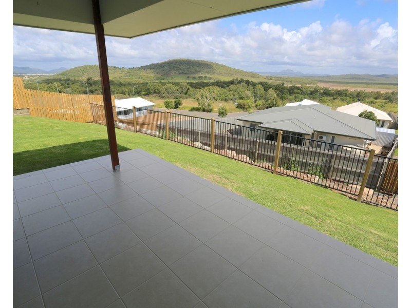 9 Ocean View Drive, Zilzie QLD 4710