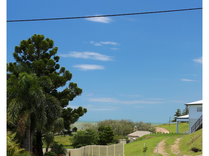 1/46 Ferguson Street, Emu Park QLD 4710