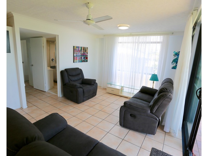 1/46 Ferguson Street, Emu Park QLD 4710