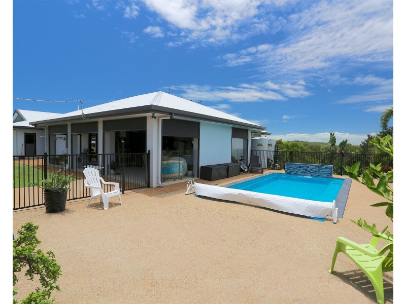 20 Peninsula Place, Rosslyn QLD 4703