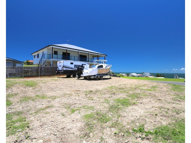 16 Haliotis Avenue, Zilzie QLD 4710