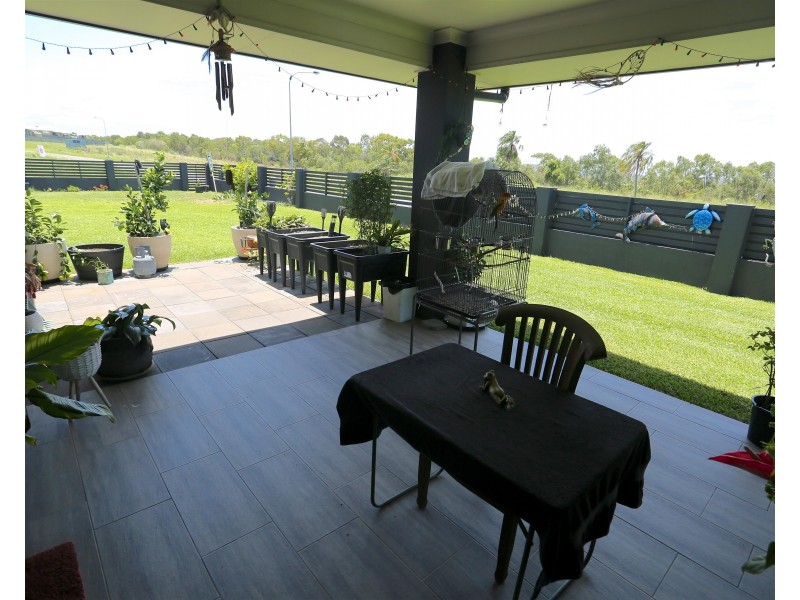 2 Eagle Heights, Zilzie QLD 4710