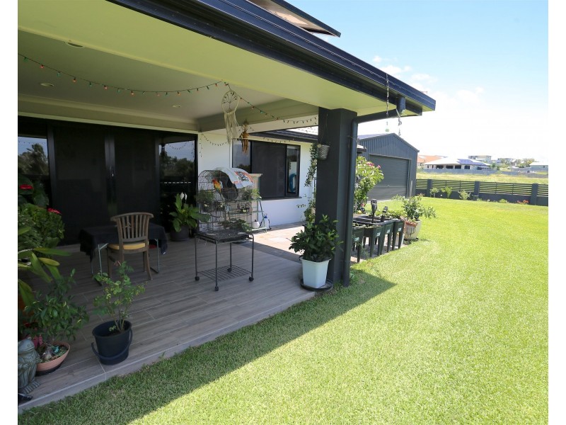 2 Eagle Heights, Zilzie QLD 4710